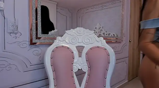 Daphne Fox  online show from March 8, 3:06 am