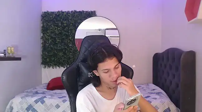 andy dan18 online show from February 8, 6:55 pm