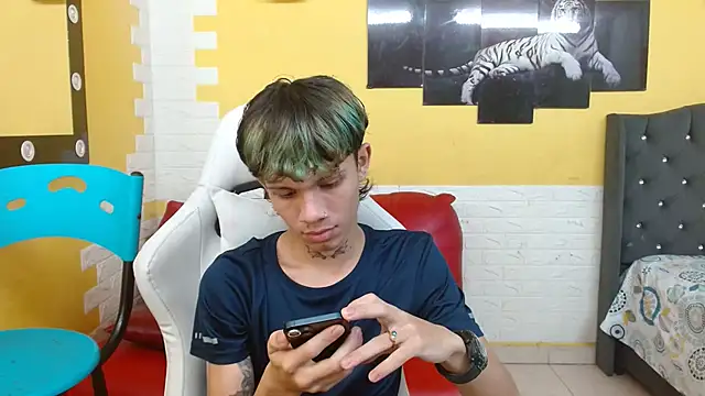 andy dan18 online show from March 17, 7:28 pm