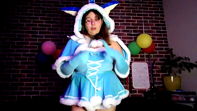 Snapshot of Heleneecesmecs2 chatting on October 22, 10:31 pm Heleneecesmecs2 online show from October 22, 10:31 pm