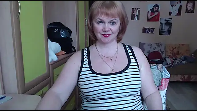 Snapshot of vixey_fox chatting on February 21, 11:44 am vixey fox online show from February 21, 11:44 am