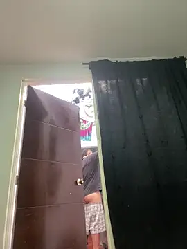 Snapshot of El_Titan1998 chatting on January 12, 1:48 pm El Titan1998 online show from January 12, 1:48 pm