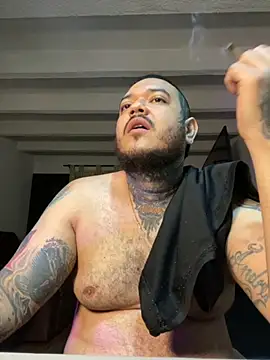 Snapshot of El_Titan1998 chatting on September 14, 10:58 am El Titan1998 online show from September 14, 10:58 am