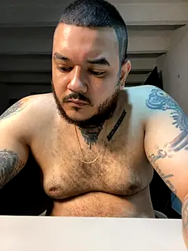 Snapshot of El_Titan1998 chatting on September 27, 10:53 am El Titan1998 online show from September 27, 10:53 am