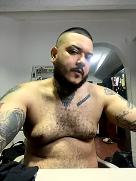 Snapshot of El_Titan1998 chatting on October 7, 11:24 pm El Titan1998 online show from October 7, 11:24 pm