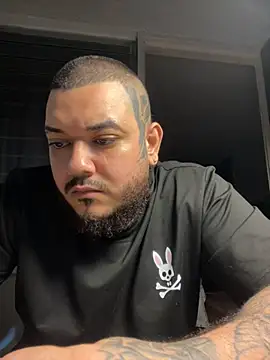 Snapshot of El_Titan1998 chatting on November 20, 11:26 pm El Titan1998 online show from November 20, 11:26 pm