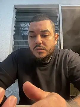 Snapshot of El_Titan1998 chatting on November 30, 12:31 pm El Titan1998 online show from November 30, 12:31 pm