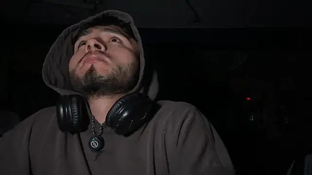 Snapshot of Beboteejoel chatting on September 28, 2:17 am Beboteejoel online show from September 28, 2:17 am