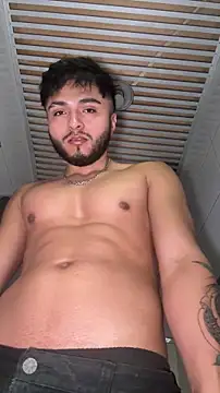 Snapshot of Beboteejoel chatting on October 15, 5:18 am Beboteejoel online show from October 15, 5:18 am