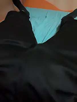 Snapshot of Dvddd chatting on November 23, 1:22 pm Dvddd online show from November 23, 1:22 pm