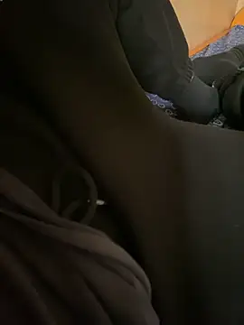 Snapshot of Dvddd chatting on November 28, 9:45 am Dvddd online show from November 28, 9:45 am