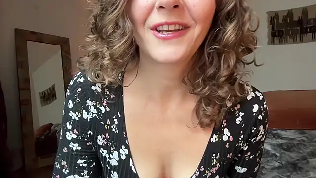 leahsparkles online show from November 2, 4:31 pm