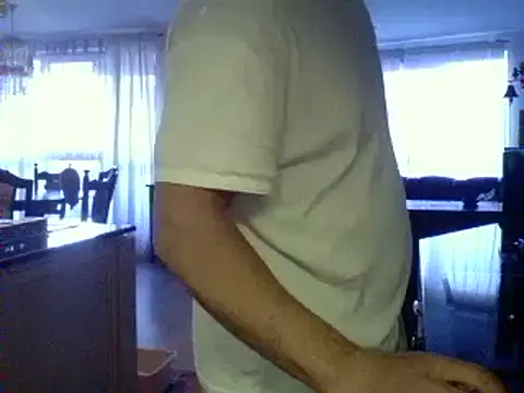 Snapshot of kevincumporn chatting on March 8, 5:17 am kevincumporn online show from March 8, 5:17 am