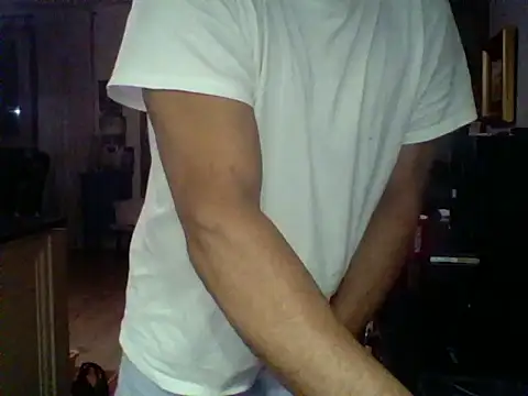 Snapshot of kevincumporn chatting on September 19, 2:46 am kevincumporn online show from September 19, 2:46 am