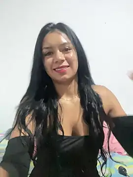 Snapshot of Charlotemonroe chatting on January 2, 3:26 am Charlotemonroe online show from January 2, 3:26 am