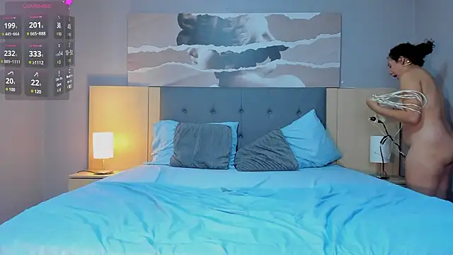 LucyLovelyy online show from January 31, 6:46 am