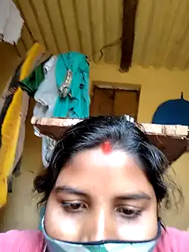 Snapshot of sweet_suman chatting on December 28, 10:25 am sweet suman online show from December 28, 10:25 am