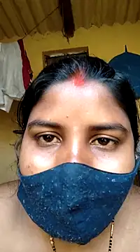 Snapshot of sweet_suman chatting on February 20, 7:45 am sweet suman online show from February 20, 7:45 am