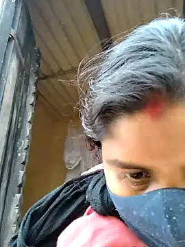 Snapshot of sweet_suman chatting on February 22, 10:18 am sweet suman online show from February 22, 10:18 am