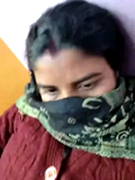 Snapshot of sweet_suman chatting on December 22, 4:31 am sweet suman online show from December 22, 4:31 am