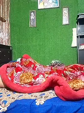 freesoul272002 online show from February 1, 2:05 am