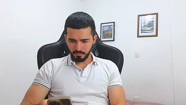 Massimoo 07 online show from March 21, 1:45 am