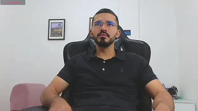 Massimoo 07 online show from December 18, 4:35 pm