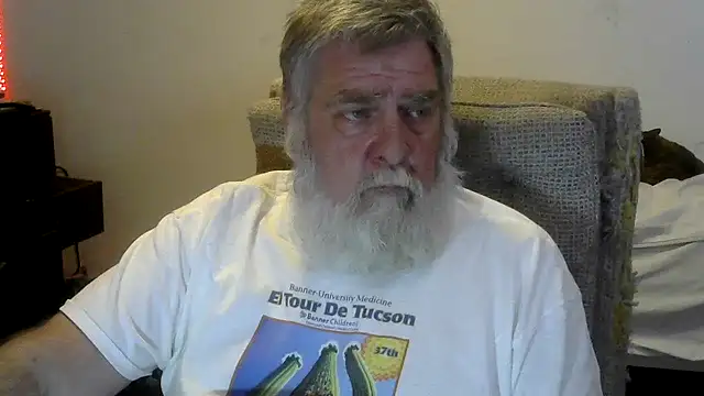 Snapshot of viejo_oso chatting on May 16, 5:12 pm viejo oso online show from May 16, 5:12 pm