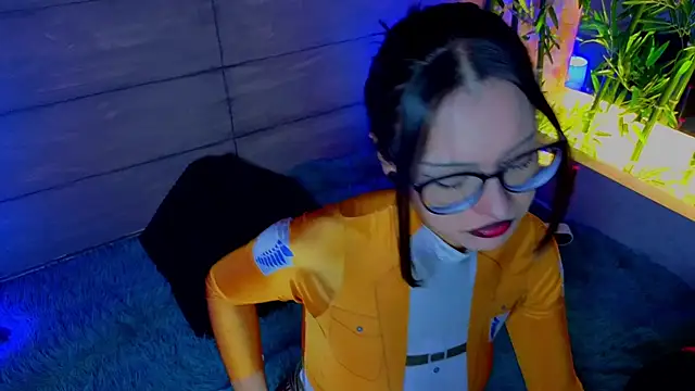 Abbydreams  online show from November 22, 7:46 pm