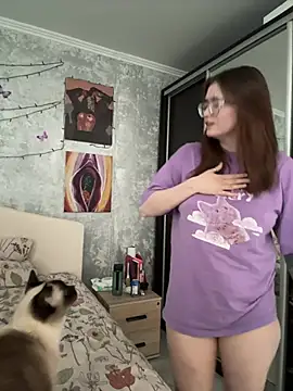 Sabrina shells online show from March 8, 8:18 am