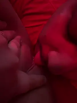 cloudy couple444 online show from January 5, 9:15 am