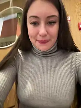 Snapshot of AndreaMood chatting on January 12, 7:32 am AndreaMood online show from January 12, 7:32 am