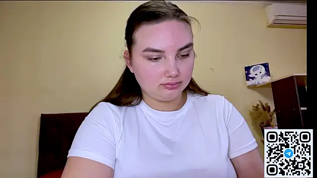 Dreamyblushfairy online show from March 18, 3:04 pm