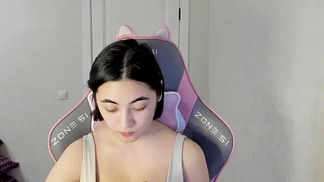  hannah baker online show from March 16, 8:43 am