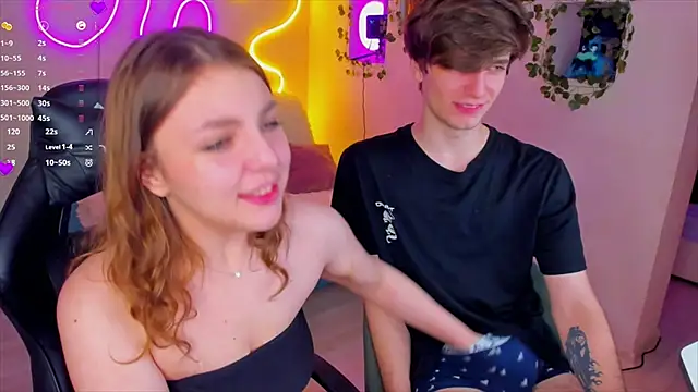 RobertAndLinela online show from January 9, 11:13 pm