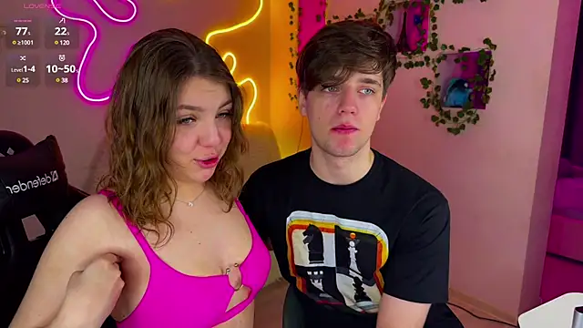 RobertAndLinela online show from February 16, 5:26 pm