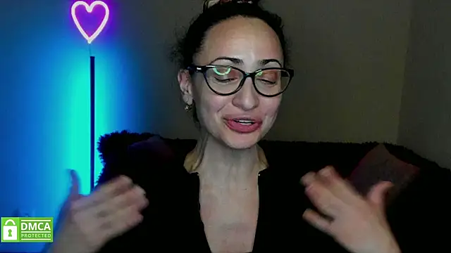 Arianasweety23 online show from February 5, 5:30 am