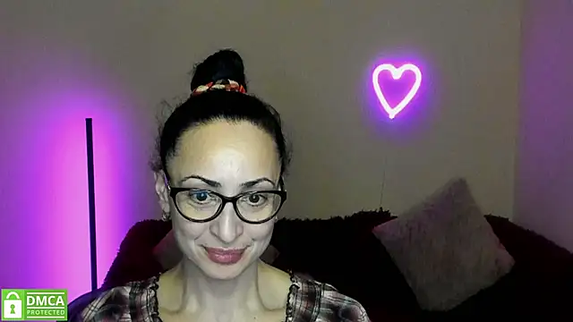 Arianasweety23 online show from March 1, 9:37 pm