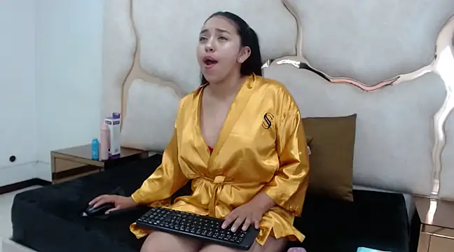 Snapshot of IsabellRodriguez18 chatting on January 10, 3:07 am IsabellRodriguez18 online show from January 10, 3:07 am