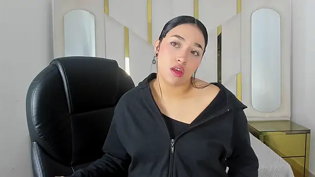 Snapshot of IsabellRodriguez18 chatting on September 30, 2:49 am IsabellRodriguez18 online show from September 30, 2:49 am