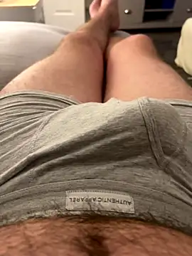 Snapshot of 22TT2295 chatting on December 15, 8:57 pm 22TT2295 online show from December 15, 8:57 pm