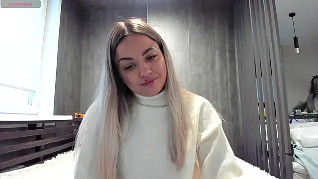 Snapshot of Mia___murrr chatting on November 11, 2:11 am Mia murrr online show from November 11, 2:11 am