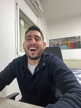 luffykingofpirets online show from February 7, 7:59 pm