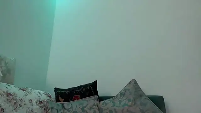 yunasuka online show from February 11, 12:27 pm