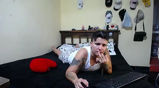 Snapshot of maite_delgado chatting on February 18, 11:08 pm maite delgado online show from February 18, 11:08 pm