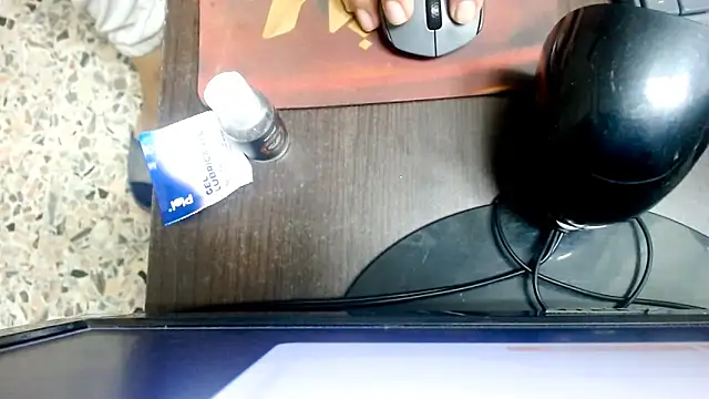 Warning Boy online show from December 27, 11:53 pm