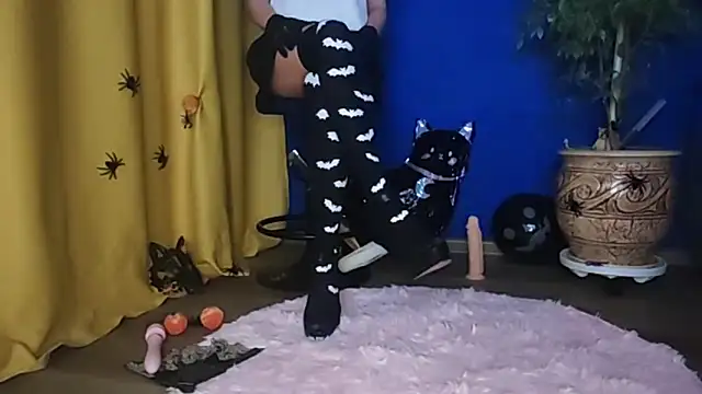 Jennifer Braun online show from October 24, 5:53 pm