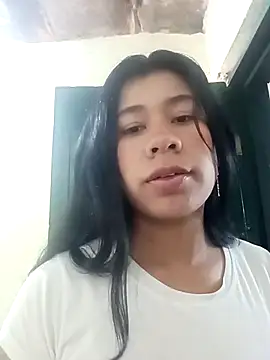 Snapshot of Pamelamilkk_1007 chatting on November 7, 9:04 pm Pamelamilkk 1007 online show from November 7, 9:04 pm