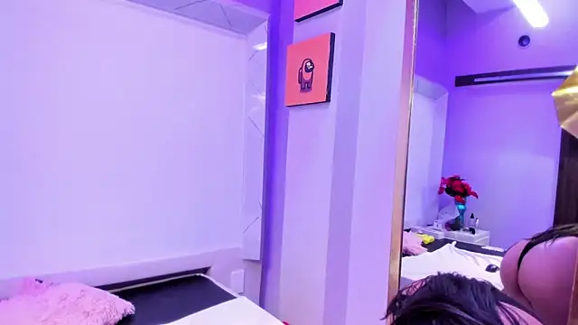 Chloe Martini online show from March 12, 3:01 am