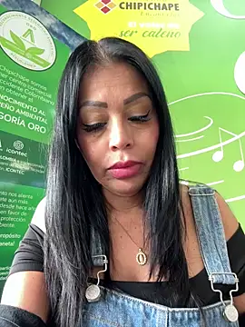 Snapshot of KarolRubi1 chatting on March 17, 3:29 pm KarolRubi1 online show from March 17, 3:29 pm